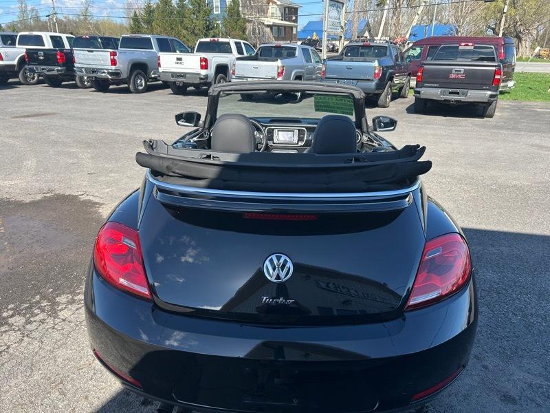 Volkswagen Beetle 1.8T PZEV Convertible 2016