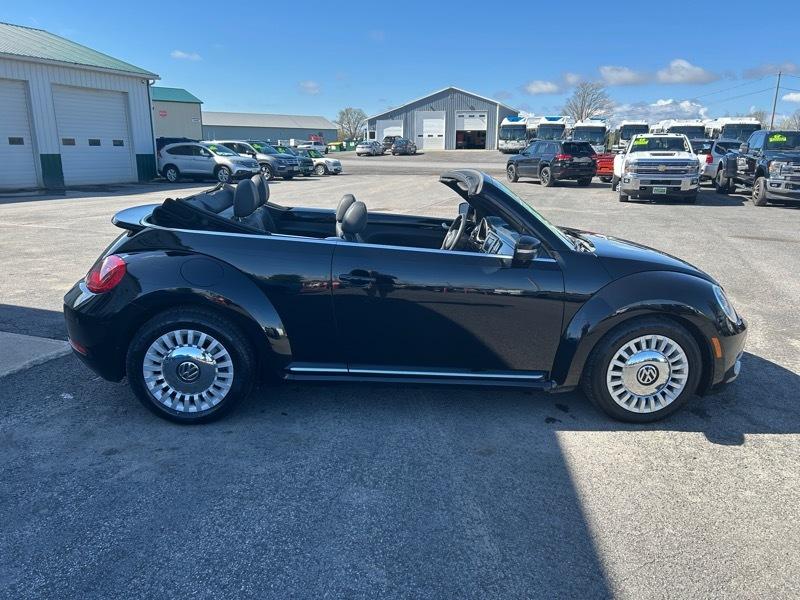 Volkswagen Beetle 1.8T PZEV Convertible 2016