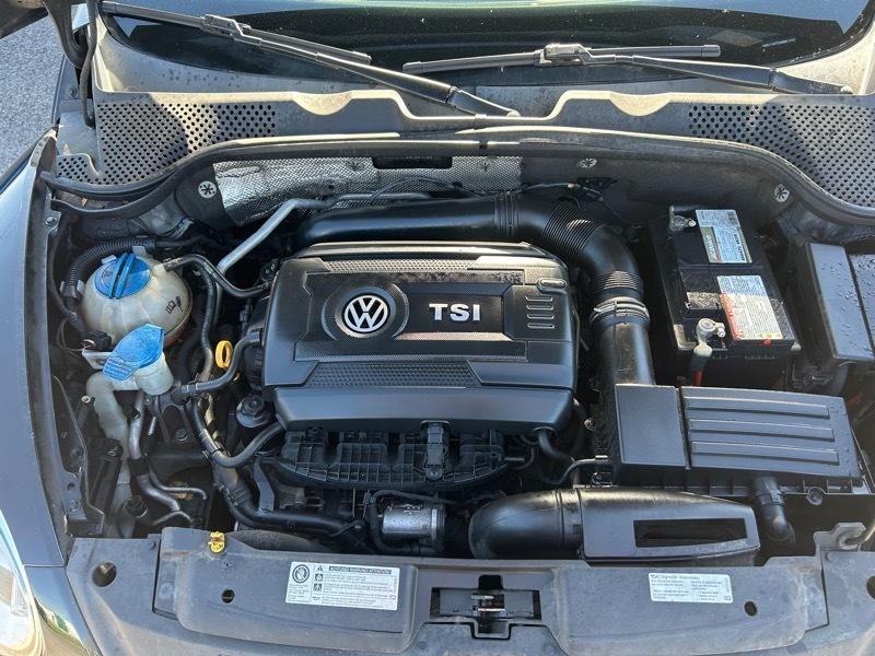 Volkswagen Beetle 1.8T PZEV Convertible 2016