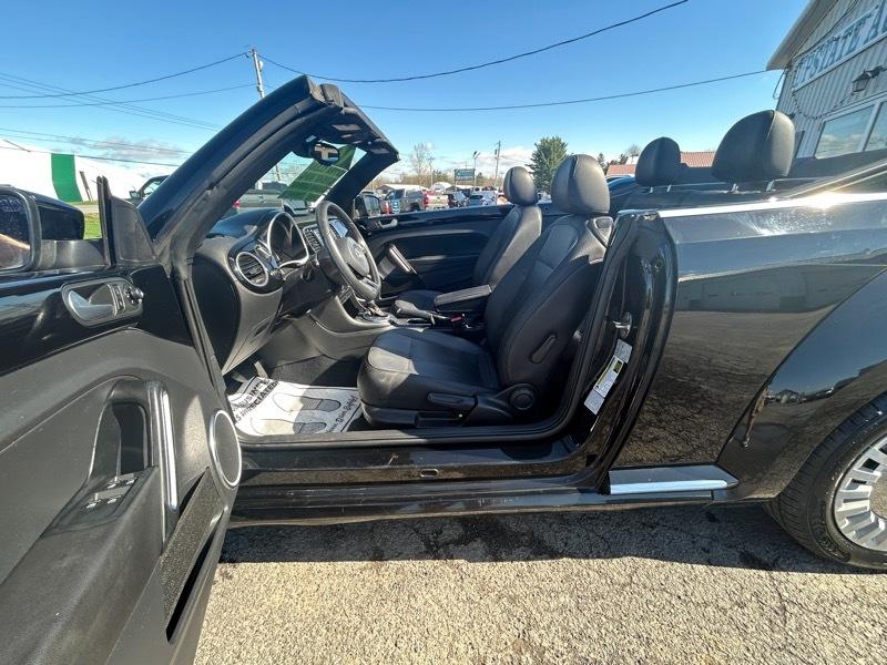 Volkswagen Beetle 1.8T PZEV Convertible 2016