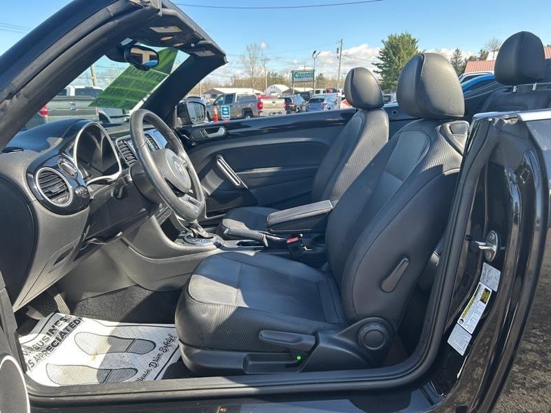 Volkswagen Beetle 1.8T PZEV Convertible 2016