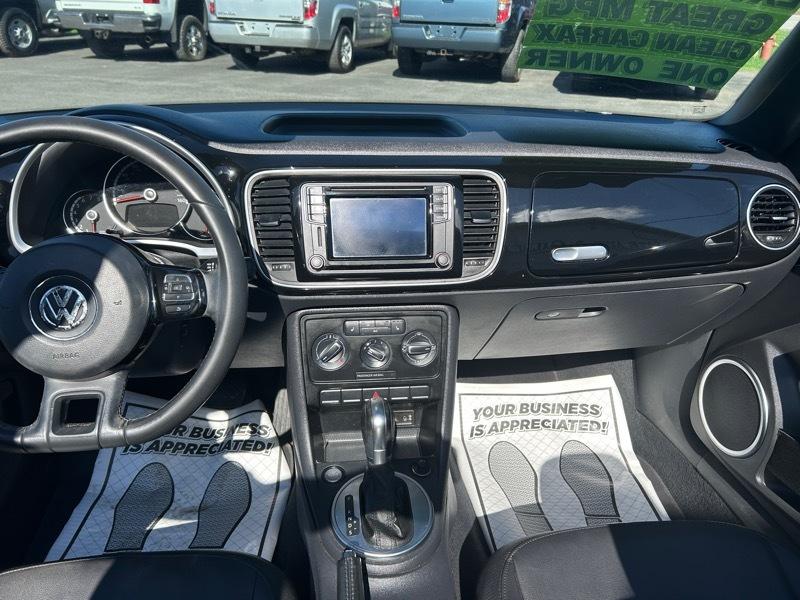 Volkswagen Beetle 1.8T PZEV Convertible 2016