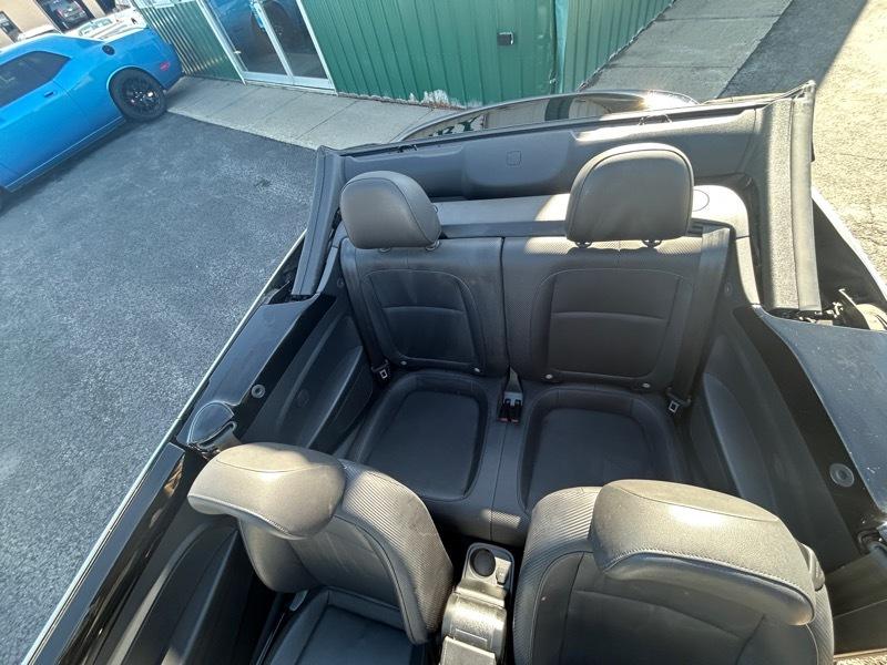 Volkswagen Beetle 1.8T PZEV Convertible 2016
