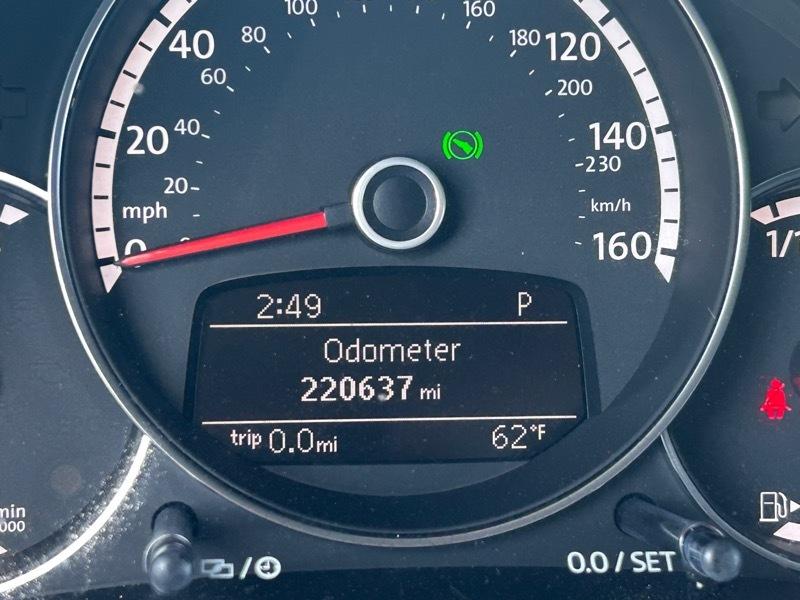 Volkswagen Beetle 1.8T PZEV Convertible 2016