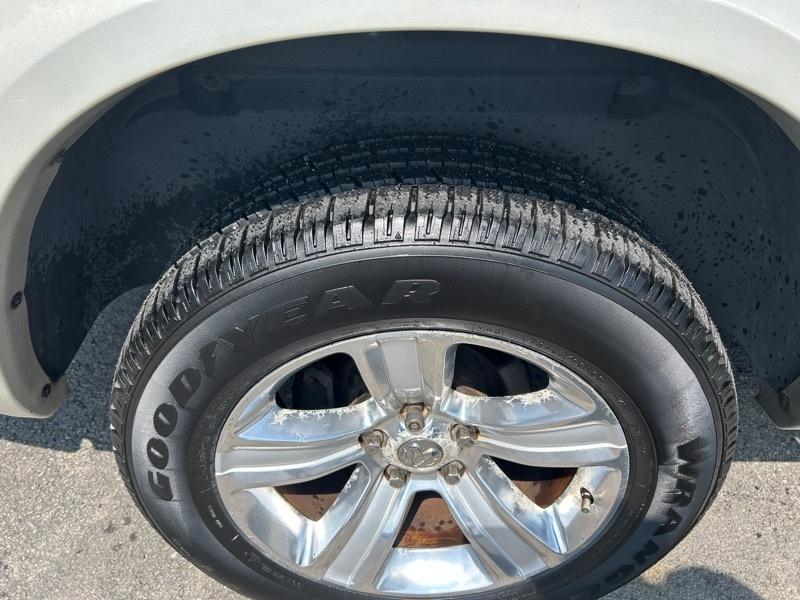 Dodge Ram 1500 SLT Crew Cab 4WD 2009