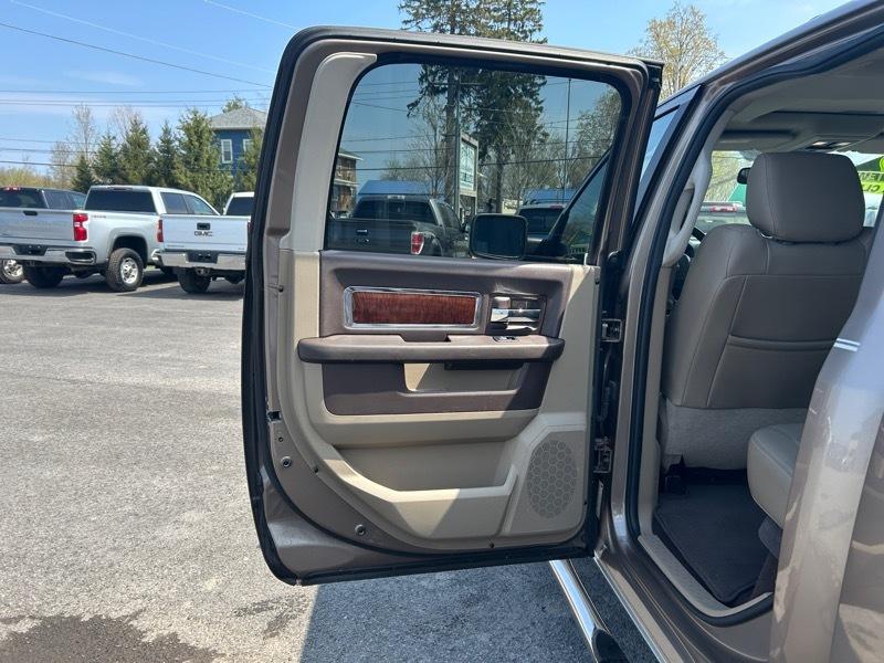 Dodge Ram 1500 SLT Crew Cab 4WD 2009