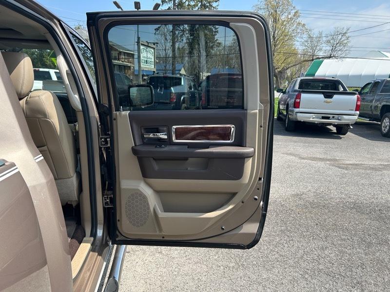 Dodge Ram 1500 SLT Crew Cab 4WD 2009