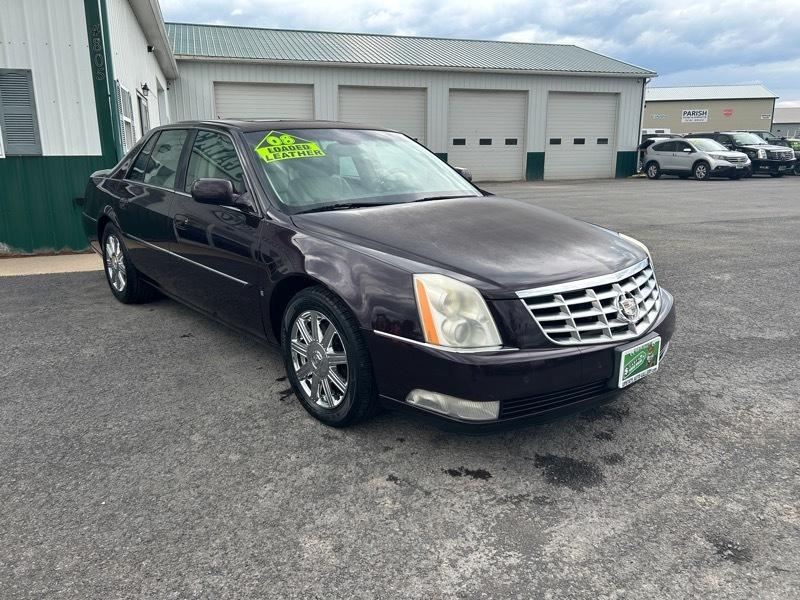 Cadillac DTS Base 2008
