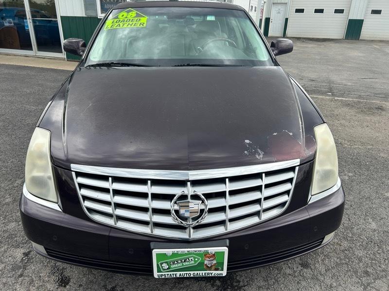 Cadillac DTS Base 2008