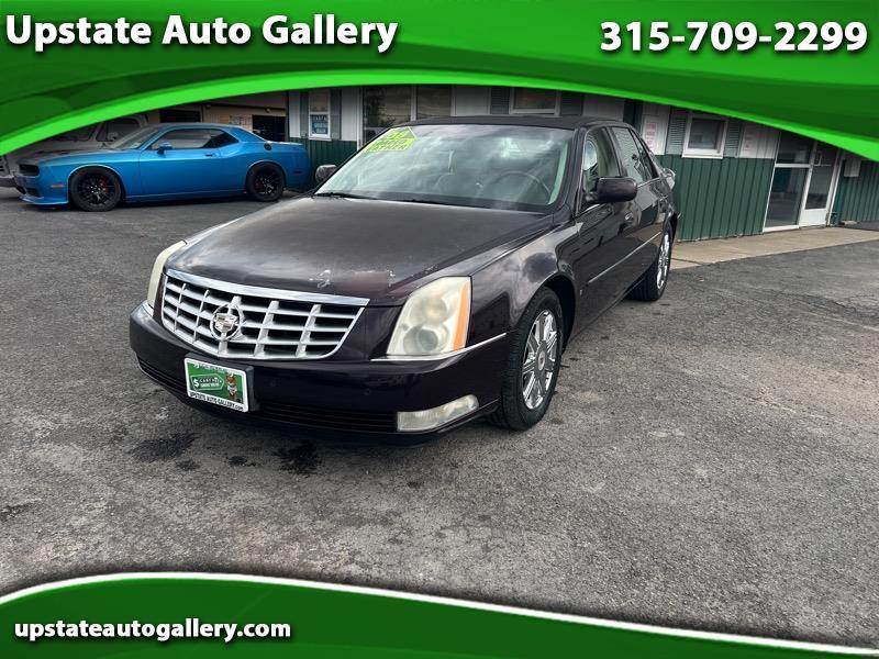 Cadillac DTS Base 2008