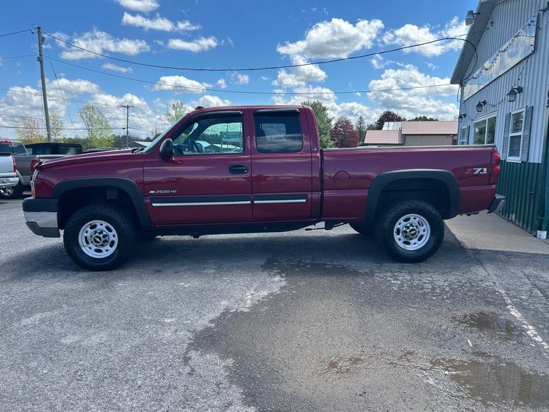 Chevrolet Silverado 2500HD LT Ext. Cab Long Bed 4WD 2005