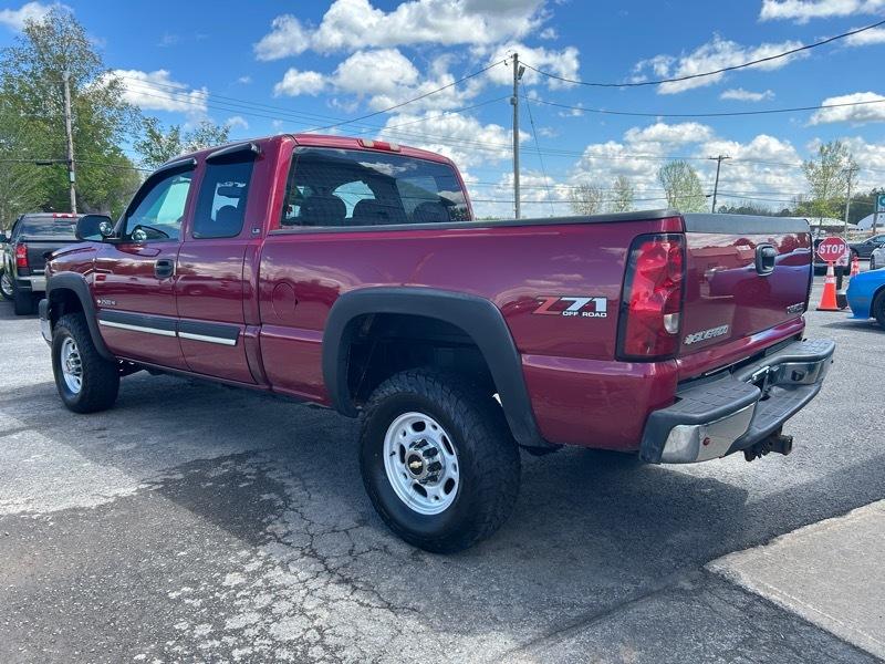 Chevrolet Silverado 2500HD LT Ext. Cab Long Bed 4WD 2005