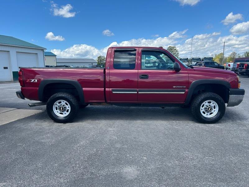 Chevrolet Silverado 2500HD LT Ext. Cab Long Bed 4WD 2005