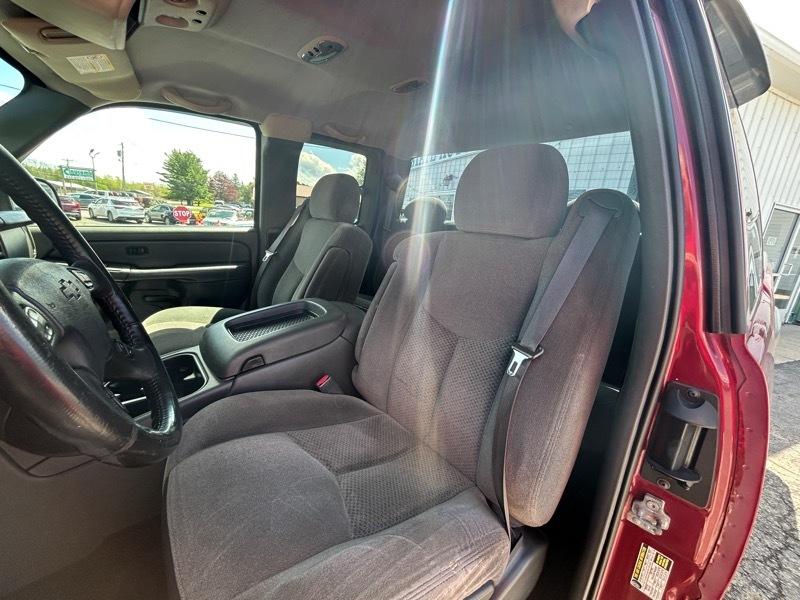 Chevrolet Silverado 2500HD LT Ext. Cab Long Bed 4WD 2005
