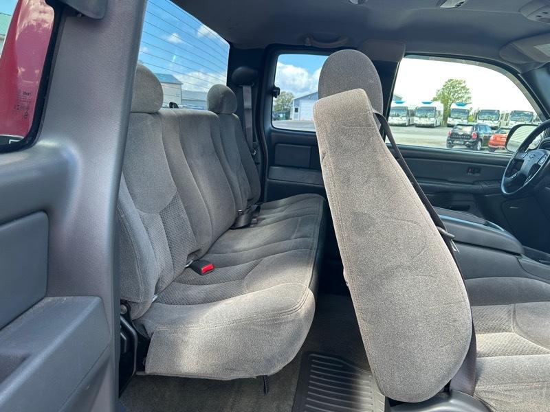 Chevrolet Silverado 2500HD LT Ext. Cab Long Bed 4WD 2005