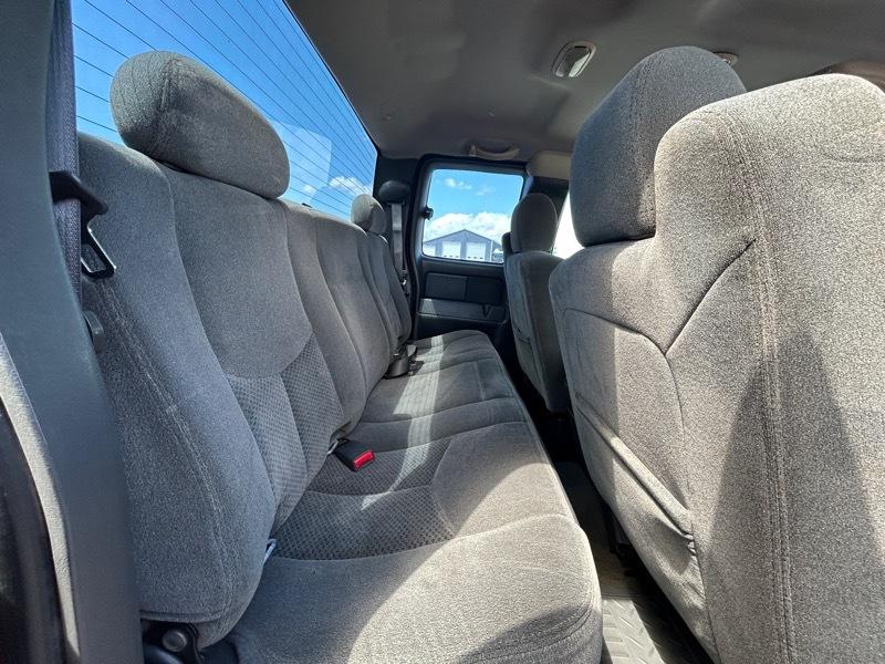 Chevrolet Silverado 2500HD LT Ext. Cab Long Bed 4WD 2005