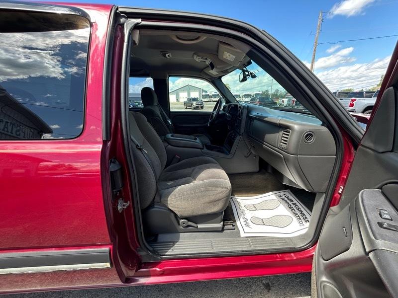 Chevrolet Silverado 2500HD LT Ext. Cab Long Bed 4WD 2005