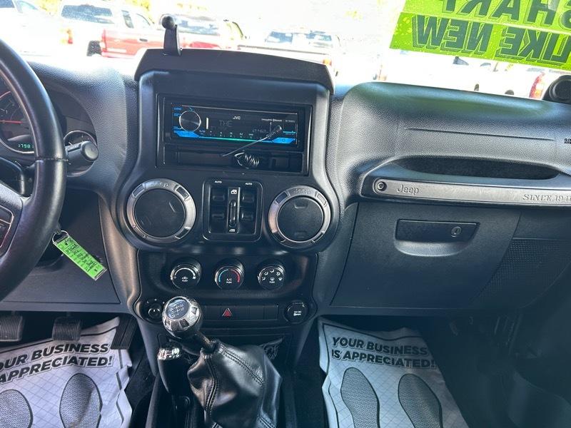 Jeep Wrangler Unlimited Sport 4WD 2012