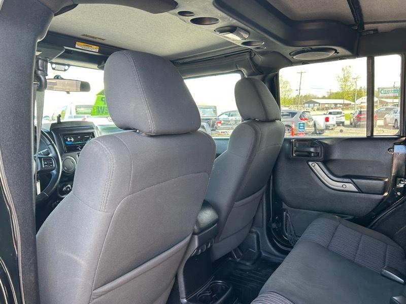 Jeep Wrangler Unlimited Sport 4WD 2012