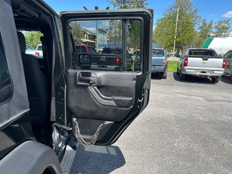 Jeep Wrangler Unlimited Sport 4WD 2012