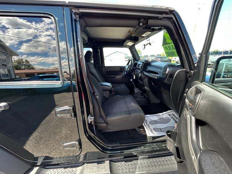 Jeep Wrangler Unlimited Sport 4WD 2012