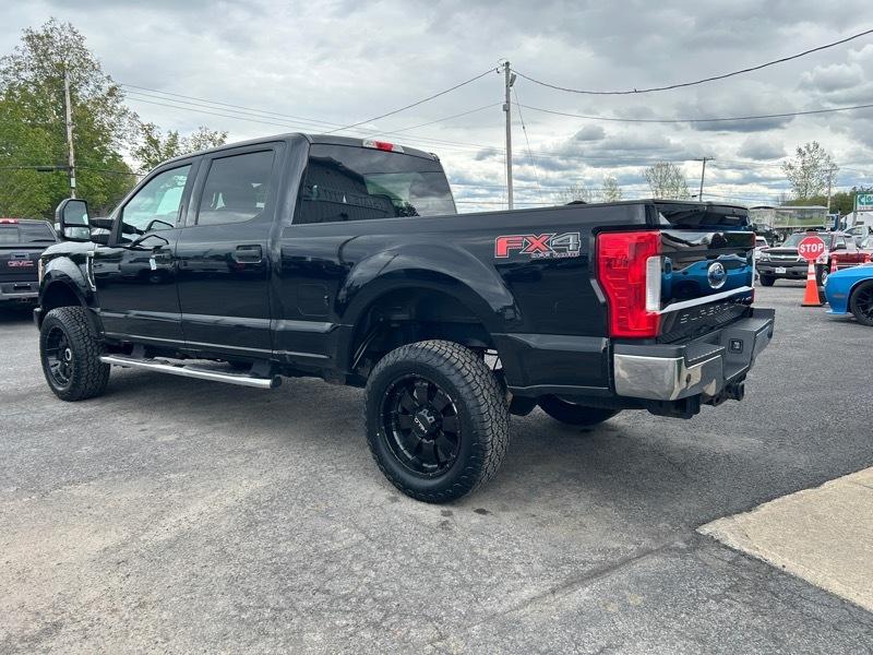 Ford F-250 SD King Ranch Crew Cab 4WD 2017