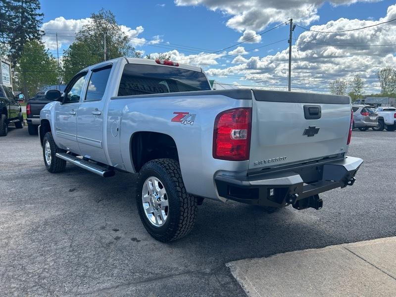 Chevrolet Silverado 2500HD LT Crew Cab 4WD 2012