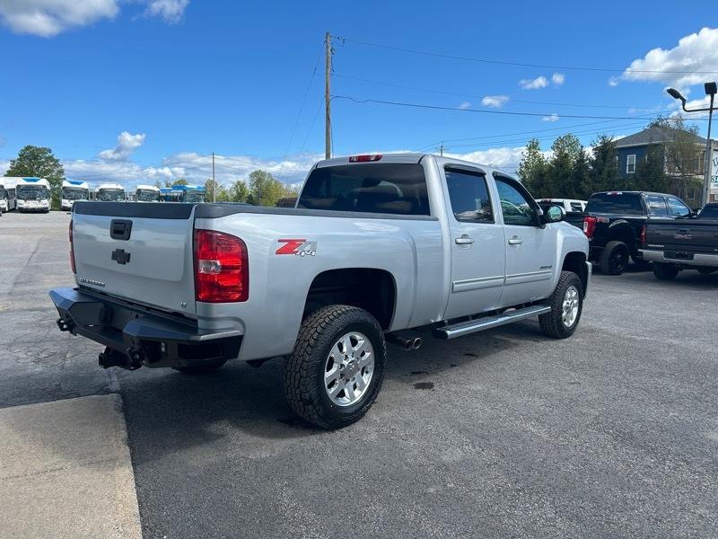 Chevrolet Silverado 2500HD LT Crew Cab 4WD 2012