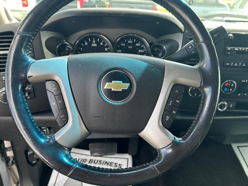 Chevrolet Silverado 2500HD LT Crew Cab 4WD 2012