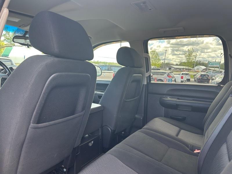 Chevrolet Silverado 2500HD LT Crew Cab 4WD 2012
