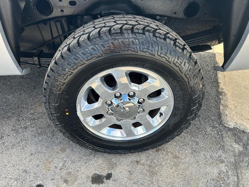 Chevrolet Silverado 2500HD LT Crew Cab 4WD 2012