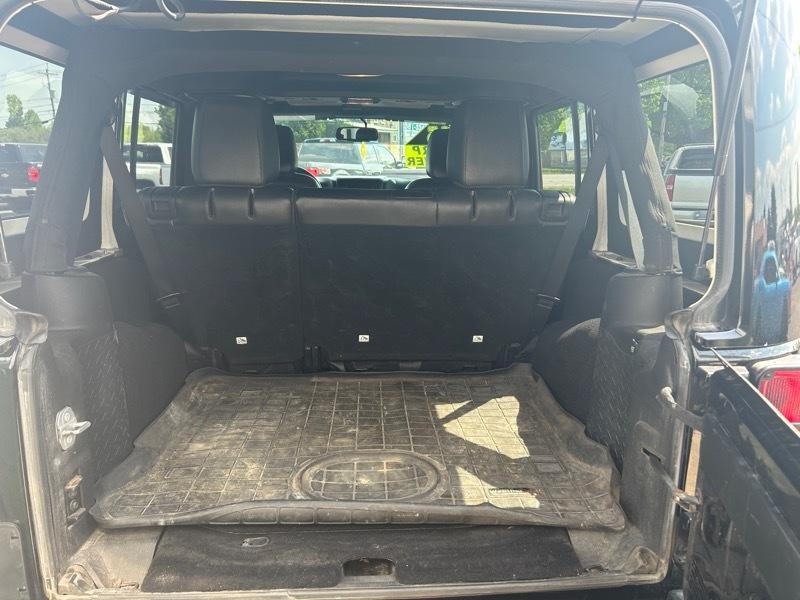 Jeep Wrangler Unlimited Sahara 4WD 2015