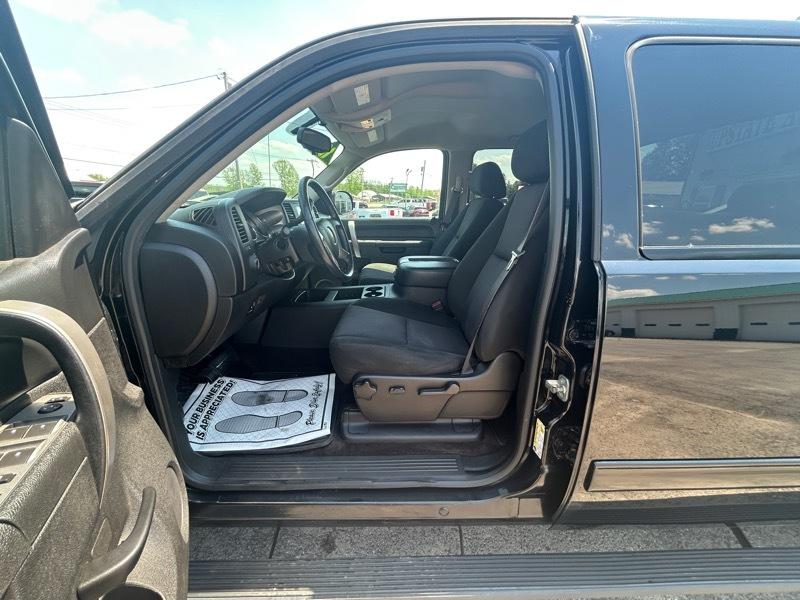 Chevrolet Silverado 2500HD LT Crew Cab 4WD 2013