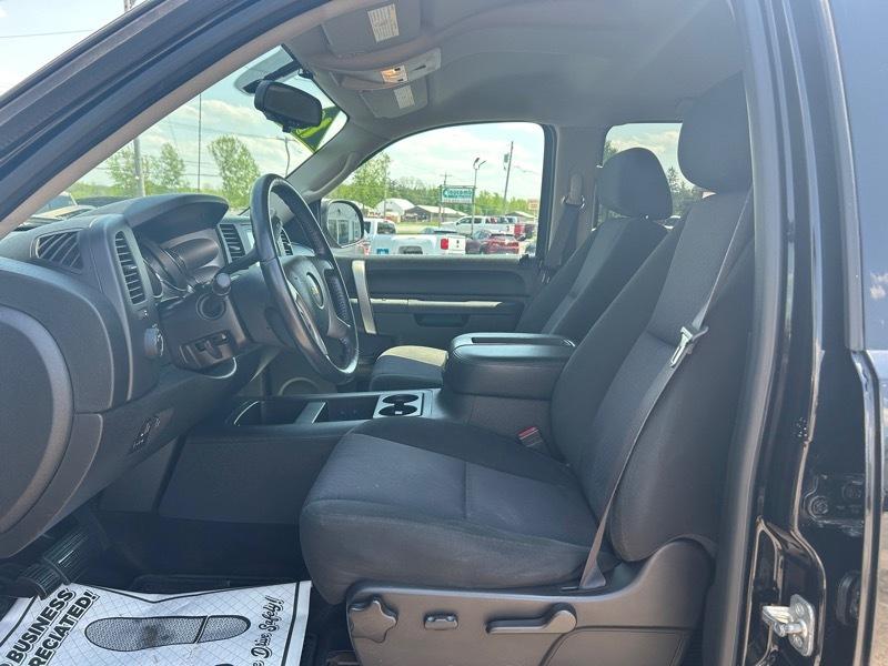 Chevrolet Silverado 2500HD LT Crew Cab 4WD 2013