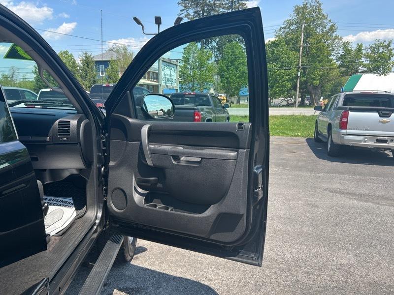 Chevrolet Silverado 2500HD LT Crew Cab 4WD 2013