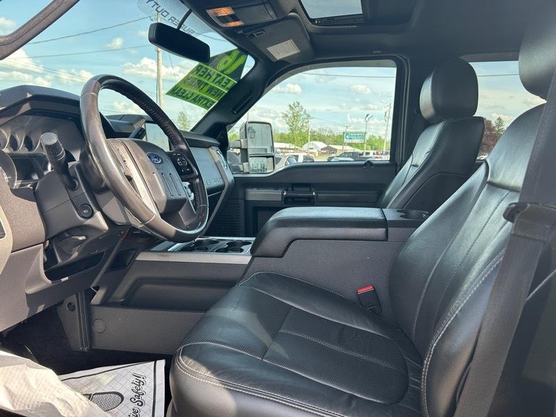 Ford F-350 SD Lariat Crew Cab 4WD 2016