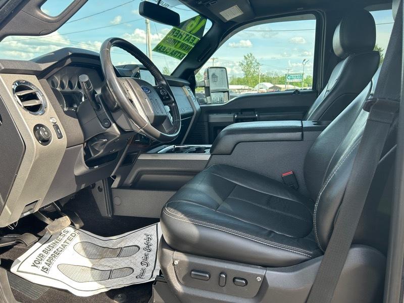 Ford F-350 SD Lariat Crew Cab 4WD 2016