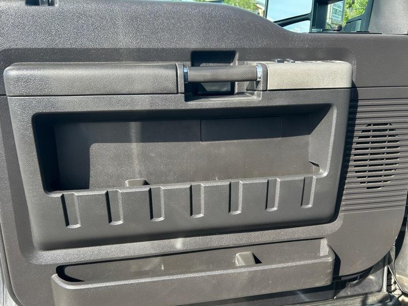 Ford F-350 SD Lariat Crew Cab 4WD 2016