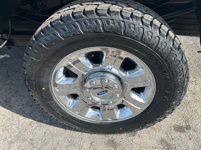 Ford F-350 SD Lariat Crew Cab 4WD 2016