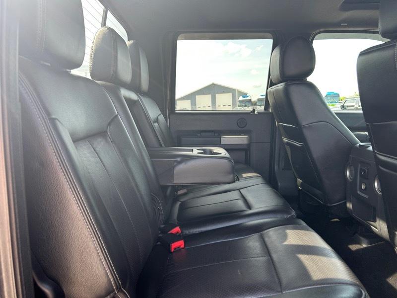 Ford F-350 SD Lariat Crew Cab 4WD 2016