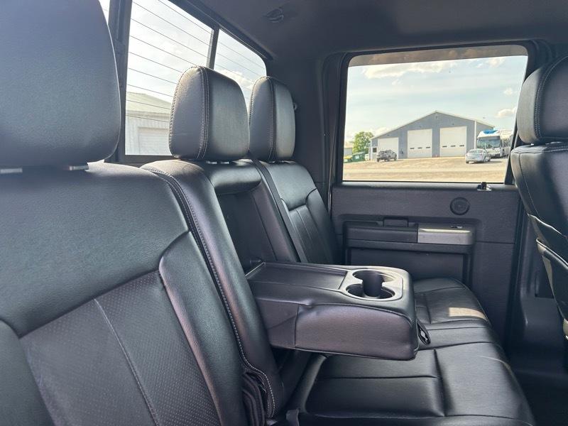Ford F-350 SD Lariat Crew Cab 4WD 2016