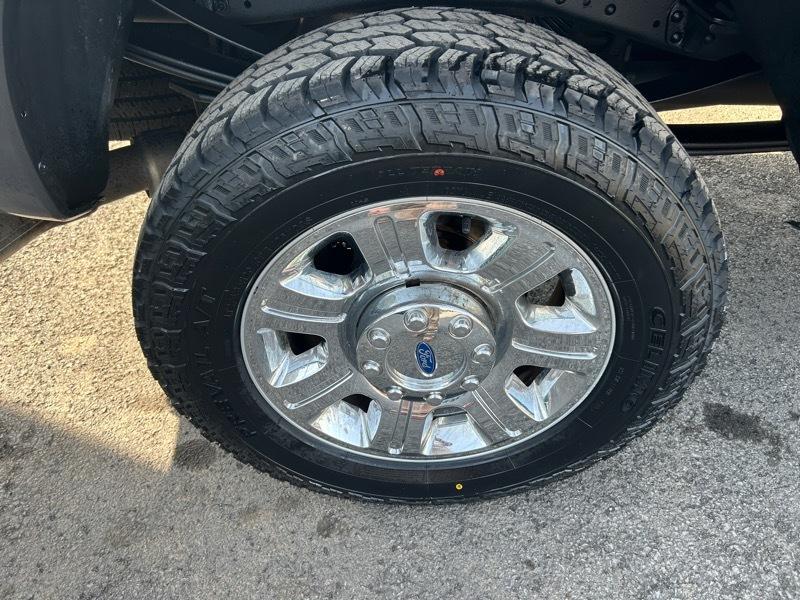 Ford F-350 SD Lariat Crew Cab 4WD 2016
