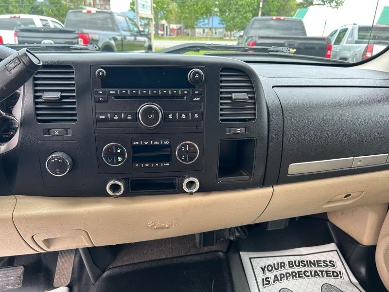 Chevrolet Silverado 2500HD Work Truck Crew Cab Std. Box 4WD 2008