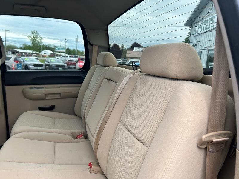 Chevrolet Silverado 2500HD Work Truck Crew Cab Std. Box 4WD 2008