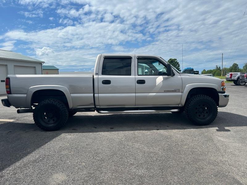GMC Sierra Classic 2500HD Work Truck Crew Cab Long Box 4WD 2007