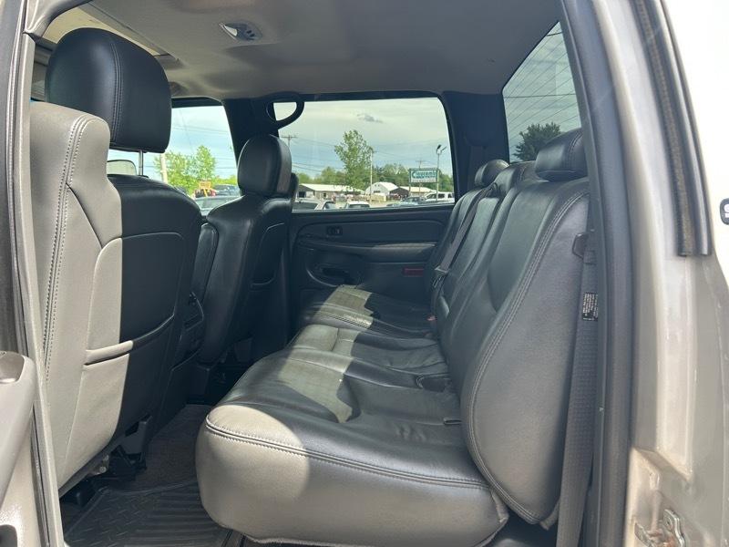 GMC Sierra Classic 2500HD Work Truck Crew Cab Long Box 4WD 2007