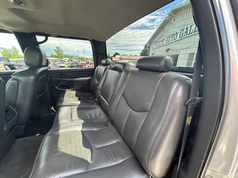 GMC Sierra Classic 2500HD Work Truck Crew Cab Long Box 4WD 2007