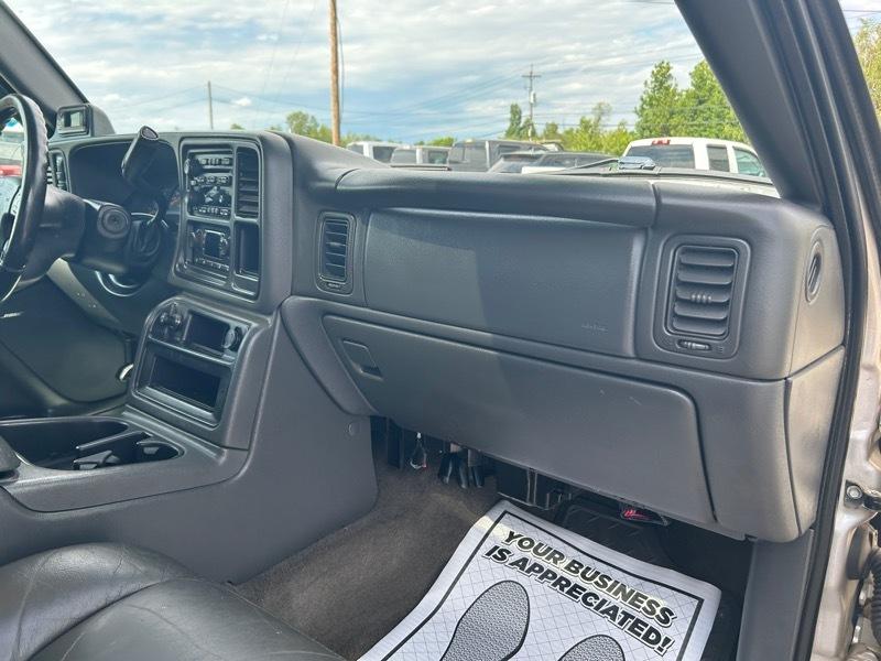 GMC Sierra Classic 2500HD Work Truck Crew Cab Long Box 4WD 2007