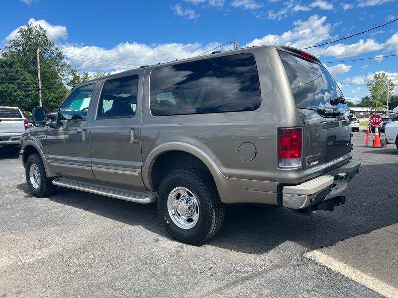 Ford Excursion Limited 6.8L 4WD 2002