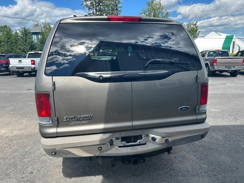 Ford Excursion Limited 6.8L 4WD 2002